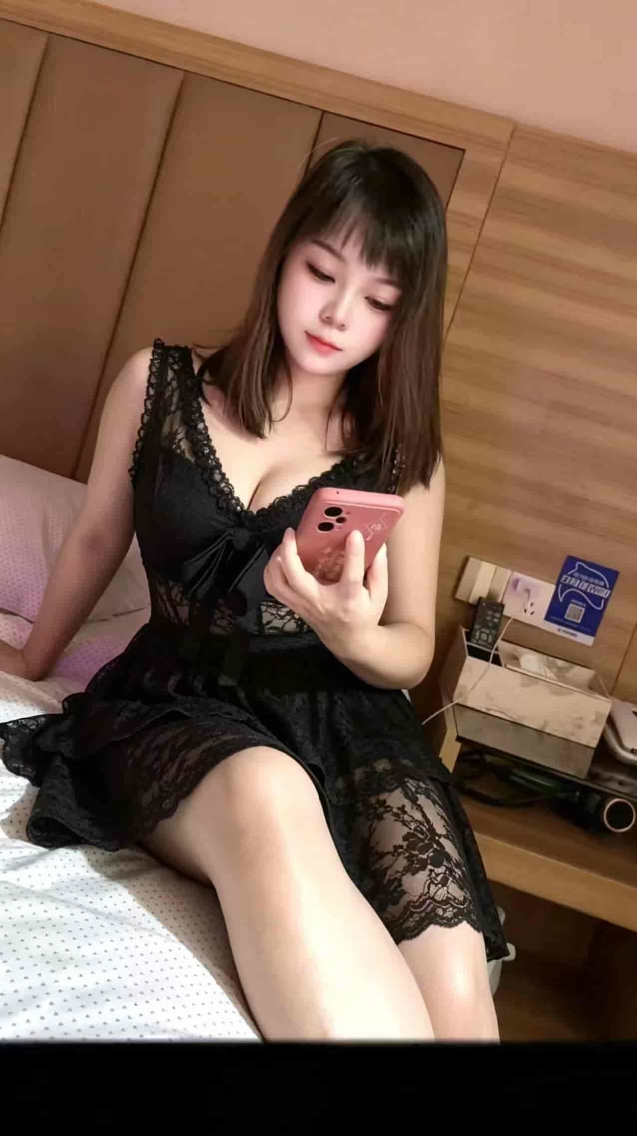 b4bc1ed7-033c-41b5-aa90-f5fb0d7c752c_1000051684.jpg