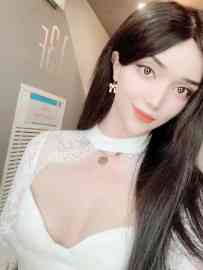 梅花园阿丽娜混血儿